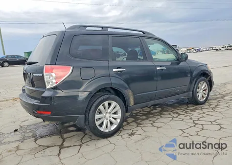 2011 Subaru Forester 2.5X Premium z USA, uszkodzony, nr VIN JF2SHBDC7BH747392